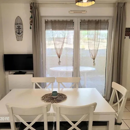 Apartman Paralia *
